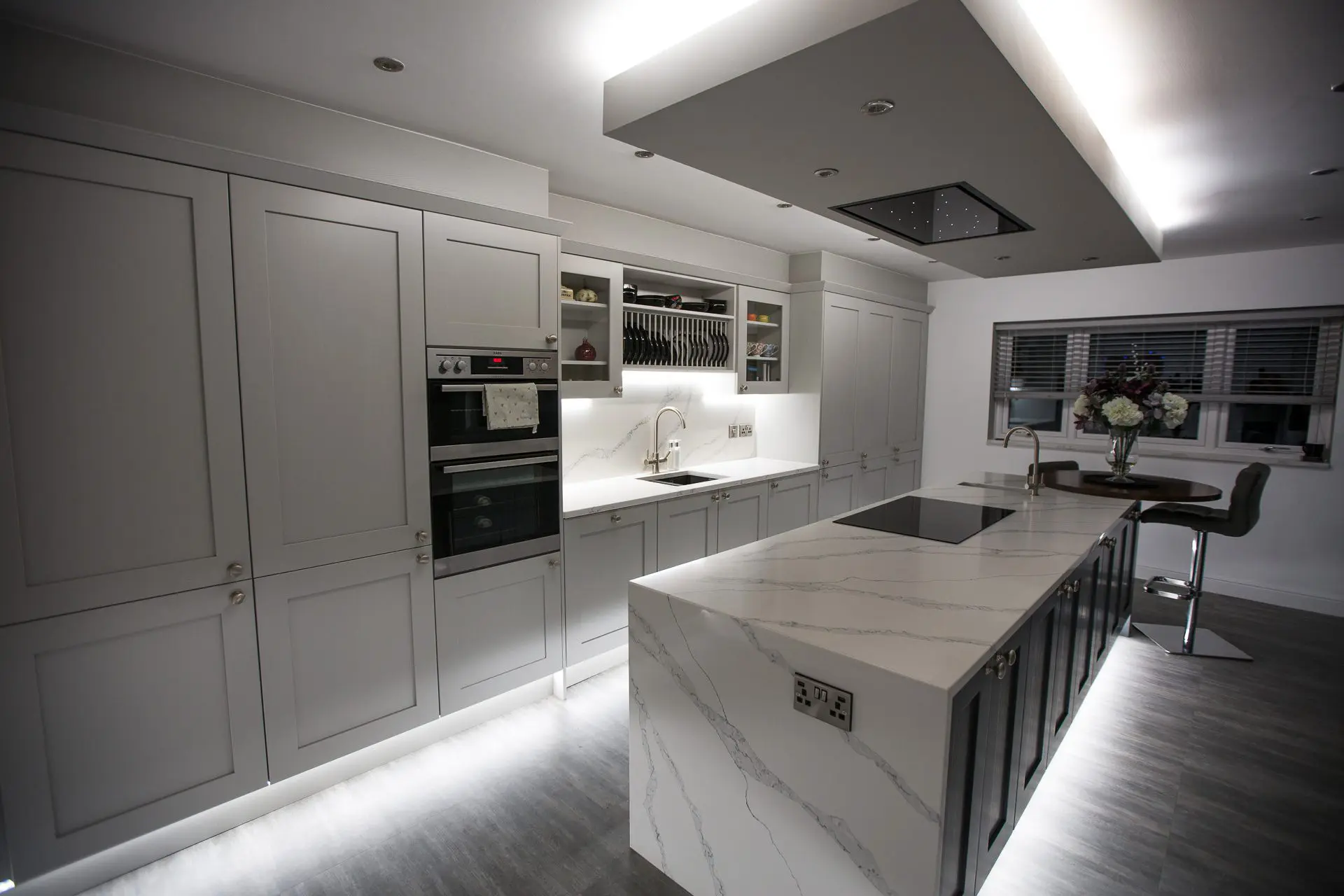 Leonide Interiors Kitchen Arctic Lights